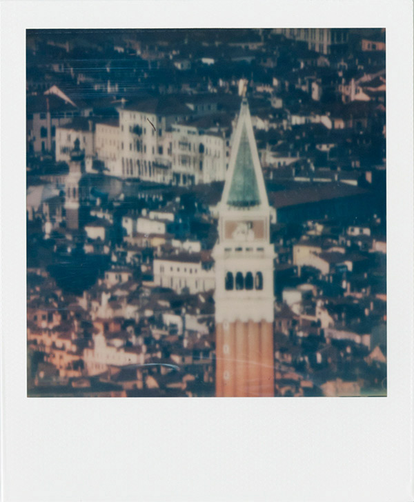 iPhotoChannel-polaroid-maior-mural-fotografo-no-guinness-book