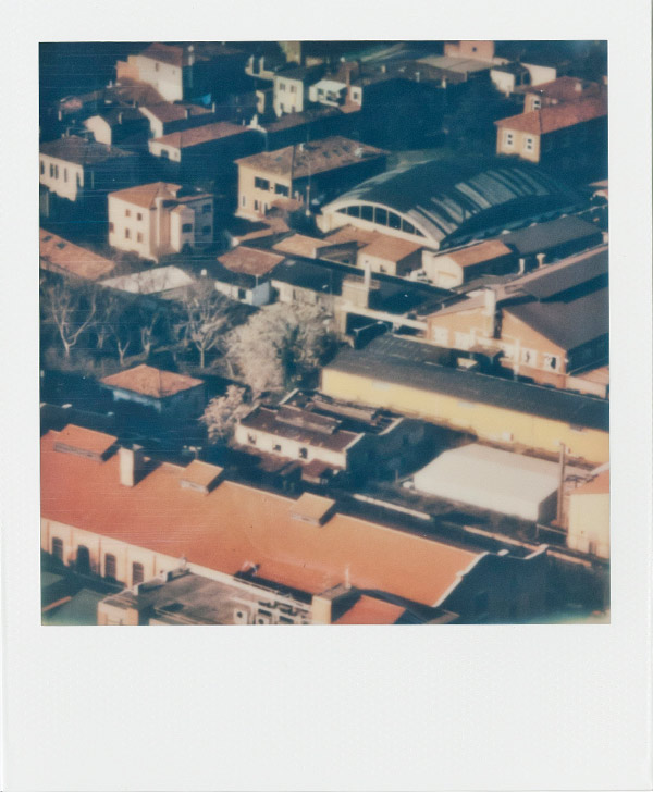 iPhotoChannel-polaroid-maior-mural-fotografo-no-guinness-book