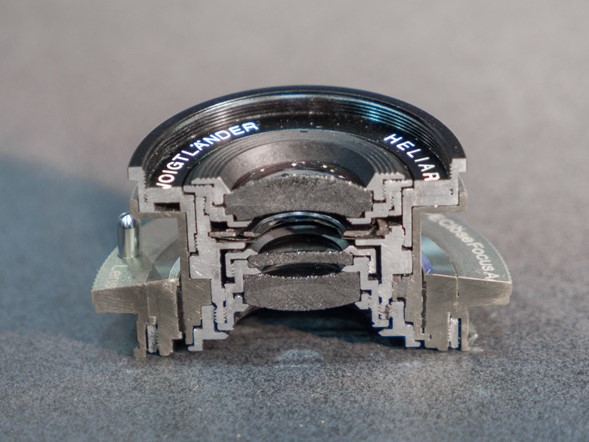 Detalhe da lente Voigtländer 40mm VM f/2.8