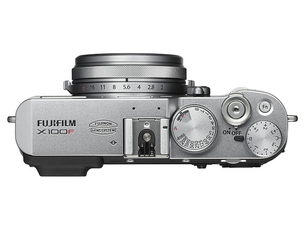 iphoto-fujifilm-x100f-camera-fotografica-1