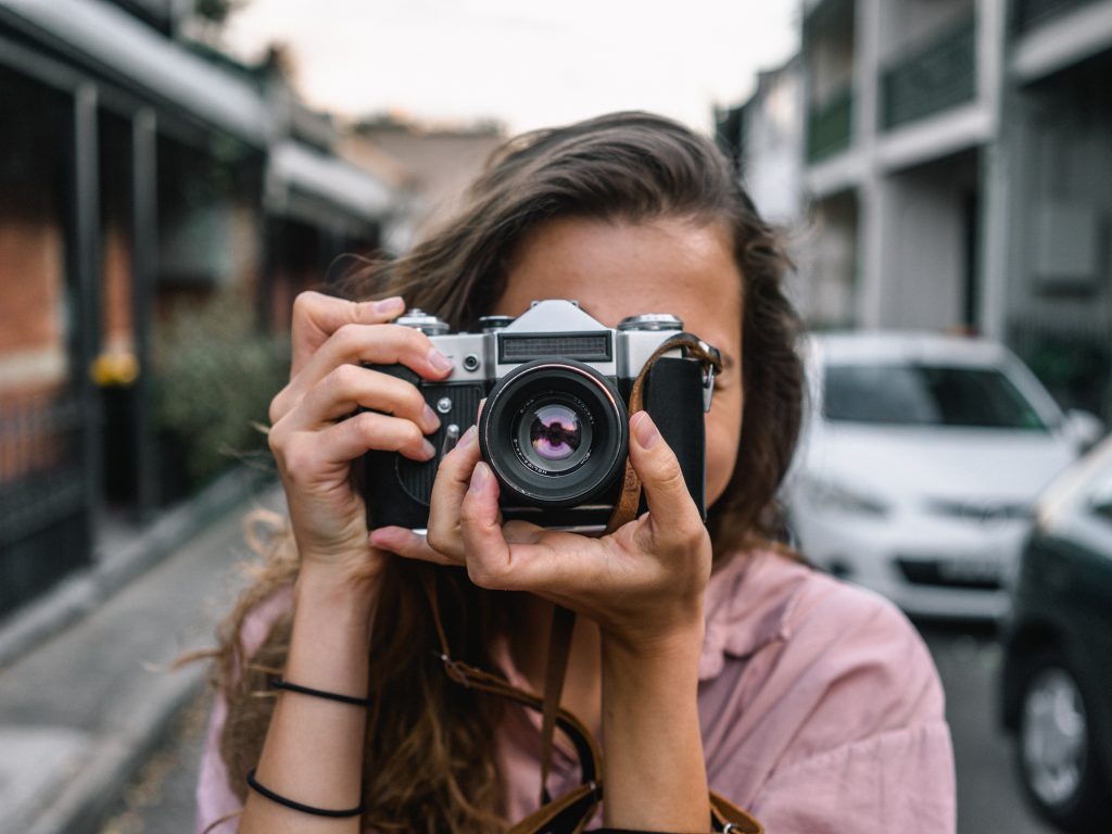 As 7 melhores câmeras fotográficas para iniciantes em 2024