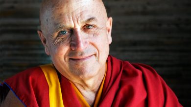 O monge e fotógrafo Matthieu Ricard é considerado o homem mais feliz do mundo