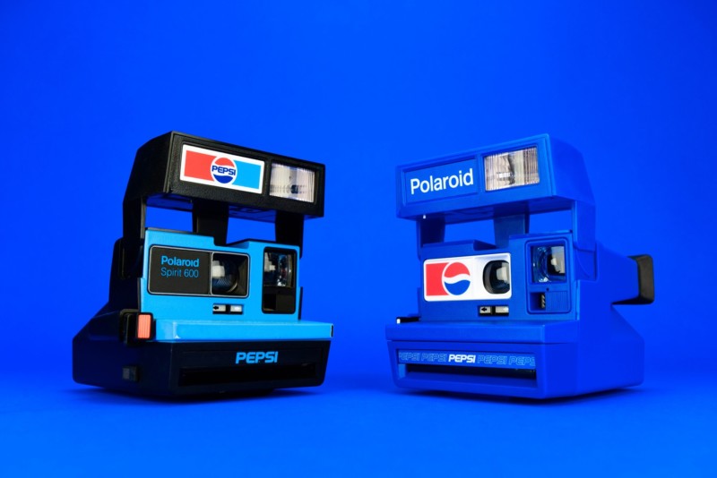 Pepsi lança câmera Polaroid personalizada