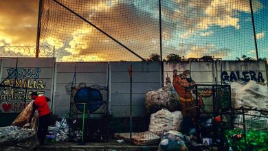 A imagem "Rua de Papel", do fotógrafo Gerson Antonio Toigo, da cidade de Caxias do Sul/RS, foi eleita a Foto do Dia.