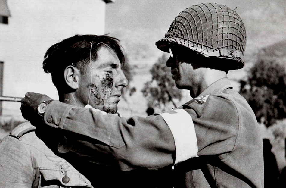 Robert Capa - Fotógrafos de Guerra