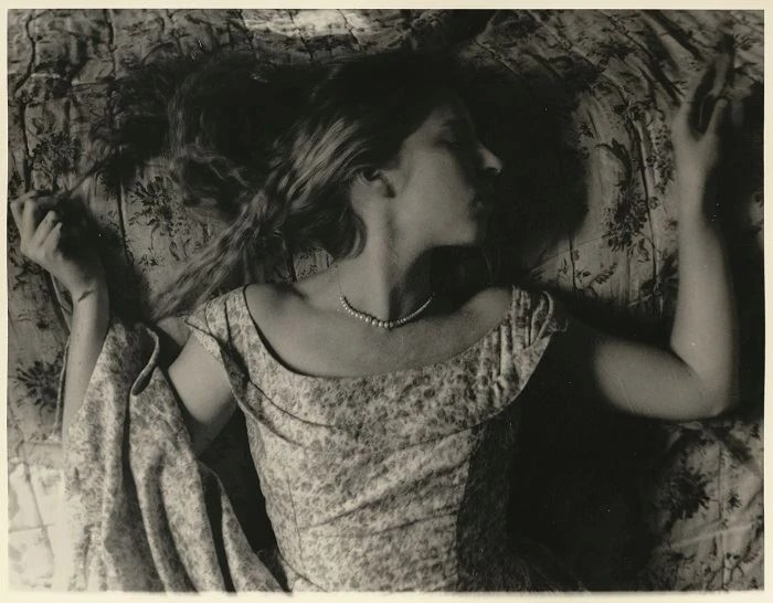 Francesca Woodman: fotos inéditas e nunca vistas antes de uma das fotógrafas mais sedutoras do século XX