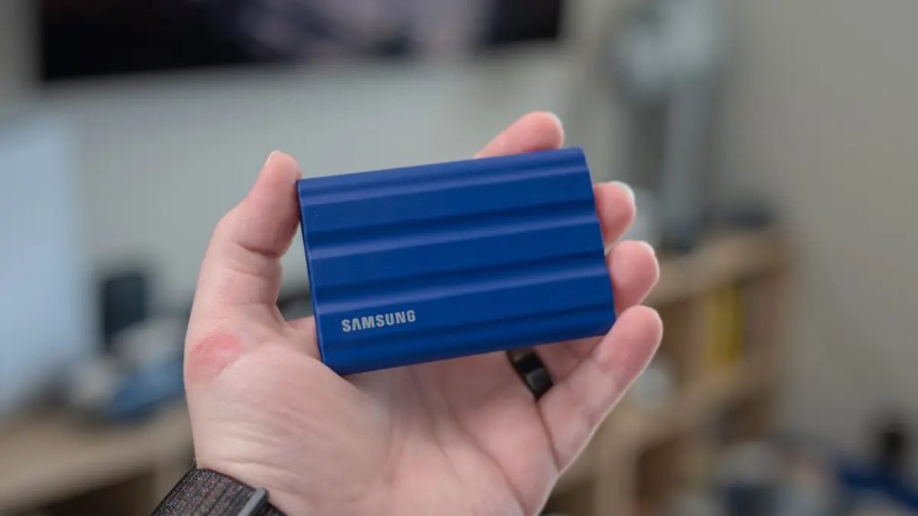 Samsung lança SSD portátil T7 Shield