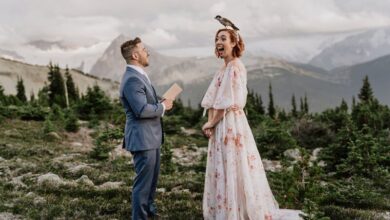 Foto de pássaro pousando na cabeça de noiva ganha prêmio internacional de fotografia de casamento